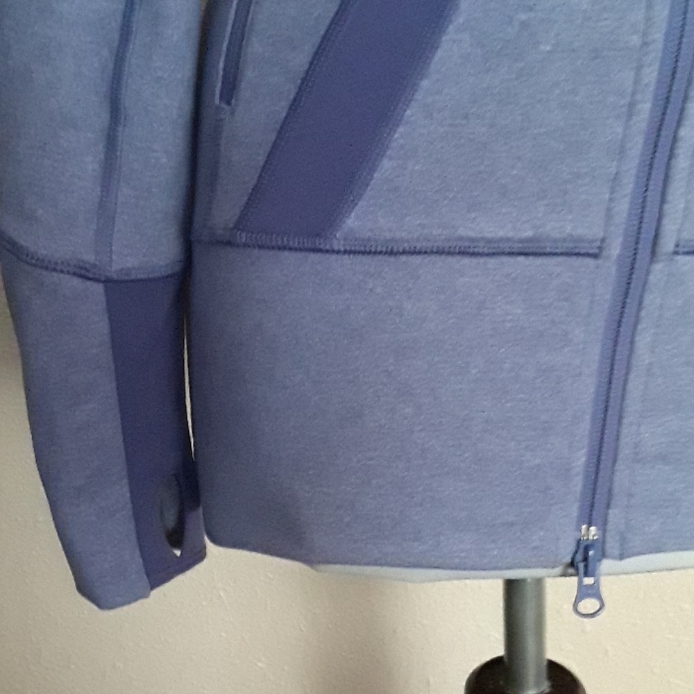 Lululemon Athletica Jacket (women's) - Picture 6 of 8